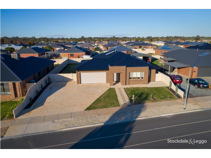 10 Chivalry Drive, Mooroopna VIC 3629