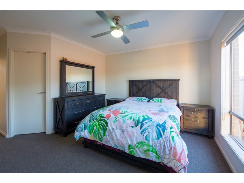 10 Chivalry Drive, Mooroopna VIC 3629