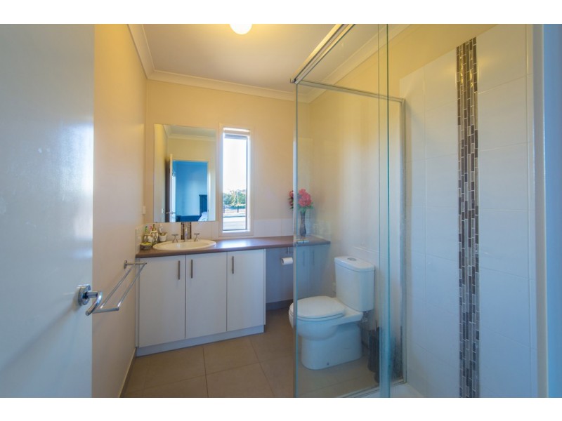 10 Chivalry Drive, Mooroopna VIC 3629