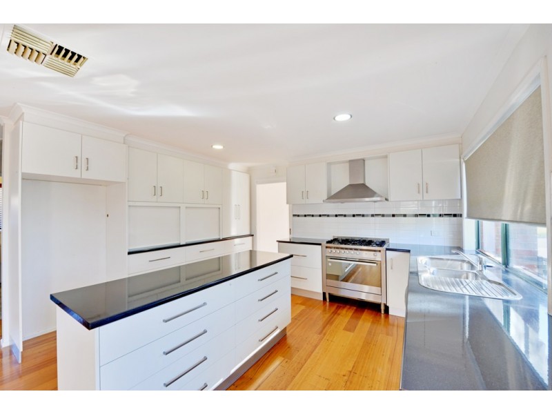 5 Nicholls Avenue, Shepparton VIC 3630