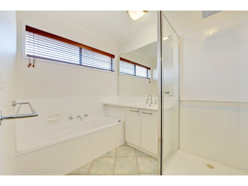 5 Nicholls Avenue, Shepparton VIC 3630