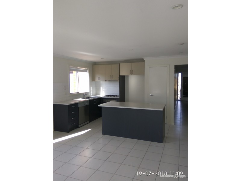 2B Kinchega Drive, Shepparton VIC 3630