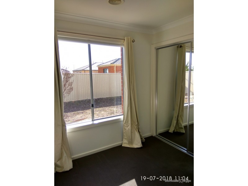 2B Kinchega Drive, Shepparton VIC 3630