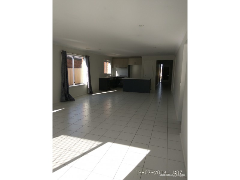 2B Kinchega Drive, Shepparton VIC 3630