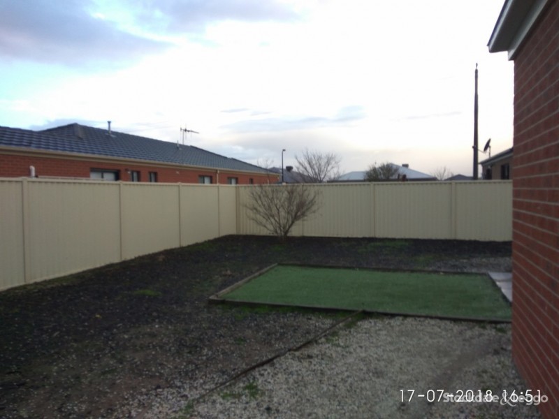 2B Kinchega Drive, Shepparton VIC 3630