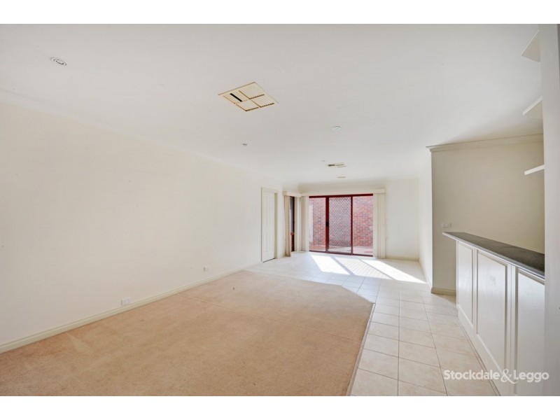1/15 Barker Avenue, Shepparton VIC 3630