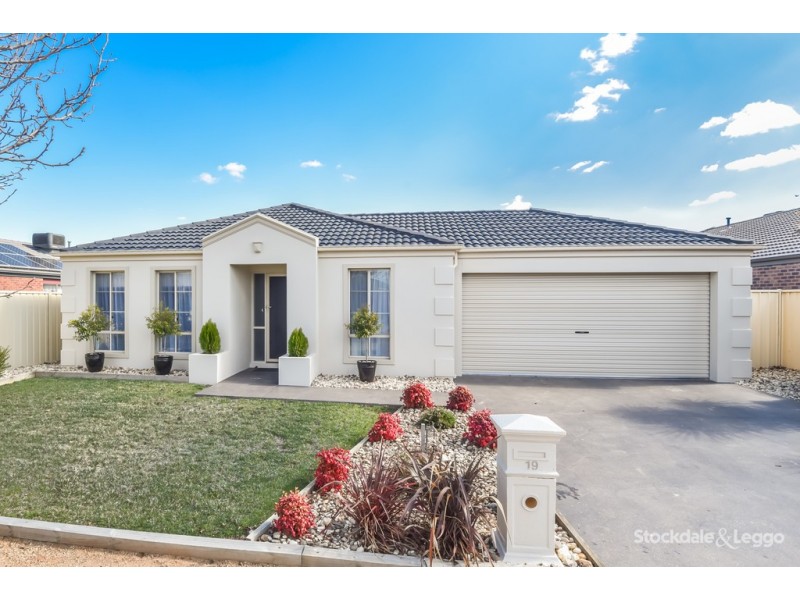 19 Windlass Avenue, Mooroopna VIC 3629