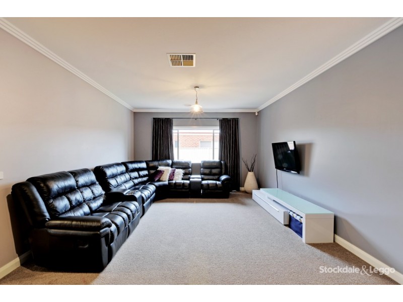 68 Canterbury Avenue, Shepparton VIC 3630