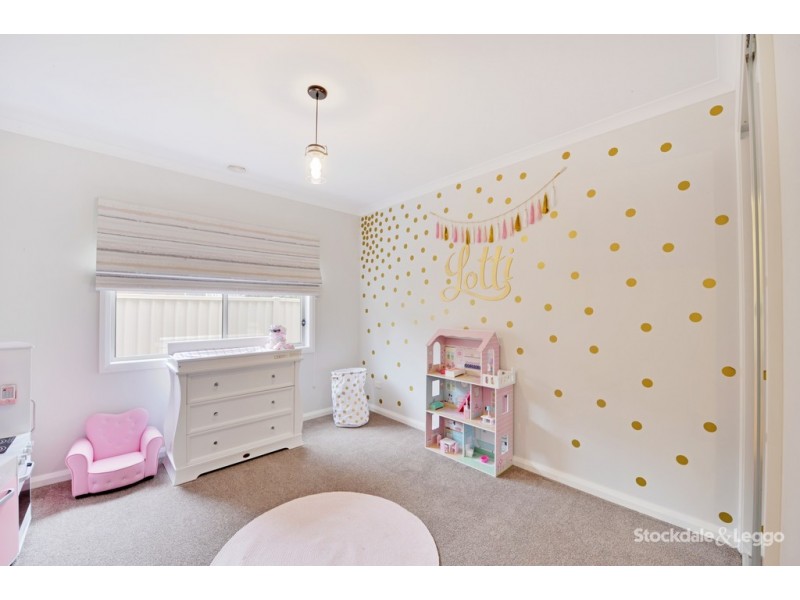 68 Canterbury Avenue, Shepparton VIC 3630