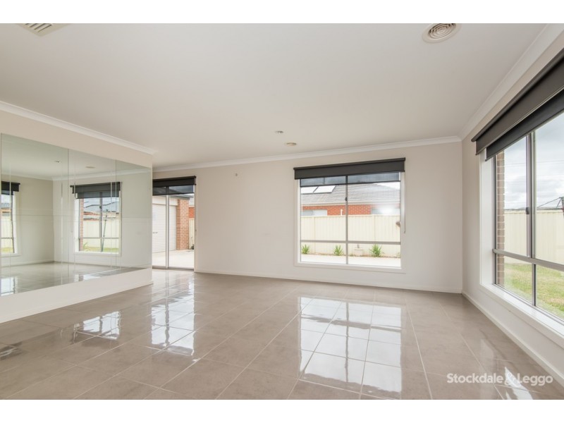 7 Warrumbungle Drive, Shepparton North VIC 3631