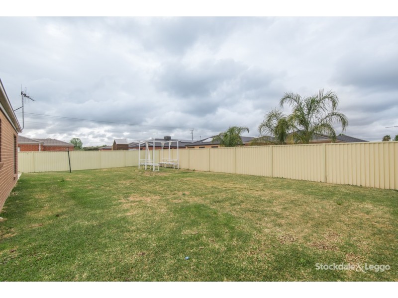 7 Warrumbungle Drive, Shepparton North VIC 3631
