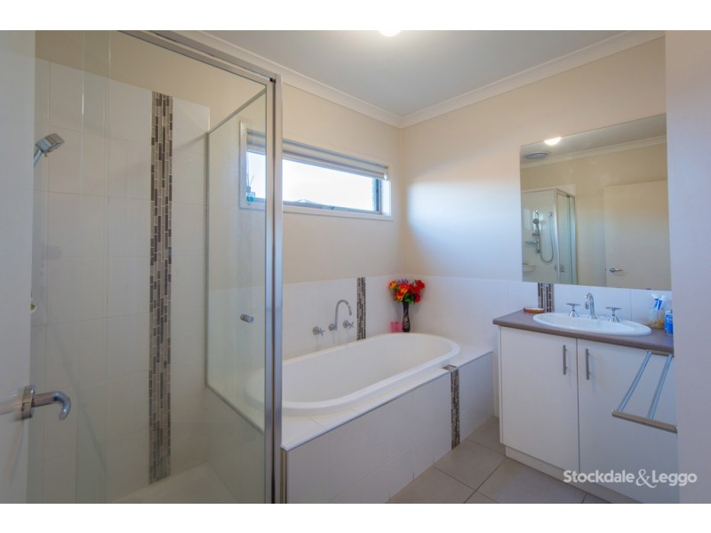 10 Chivalry Drive, Mooroopna VIC 3629