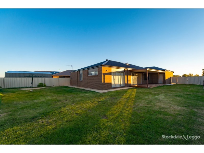 10 Chivalry Drive, Mooroopna VIC 3629