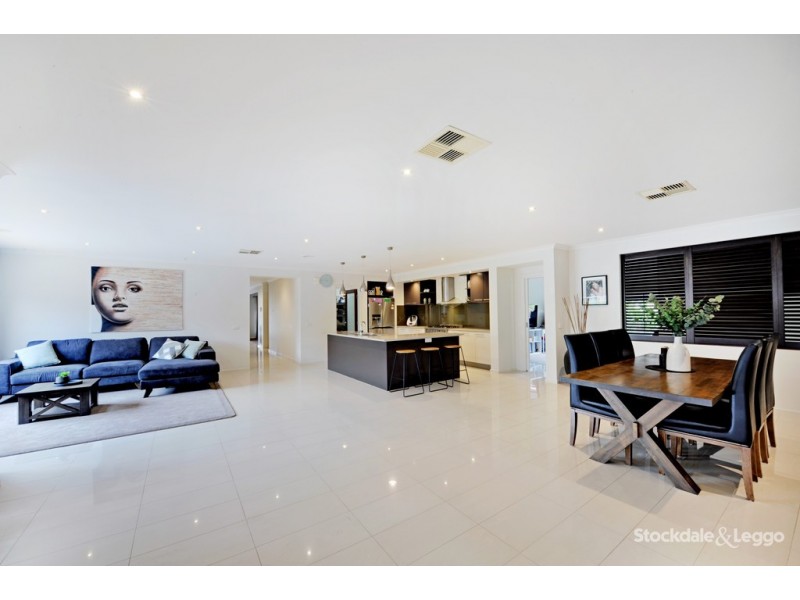 2 Cardinia Court, Kialla VIC 3631