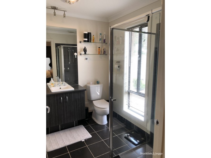 17 Greybox Way, Kialla VIC 3631