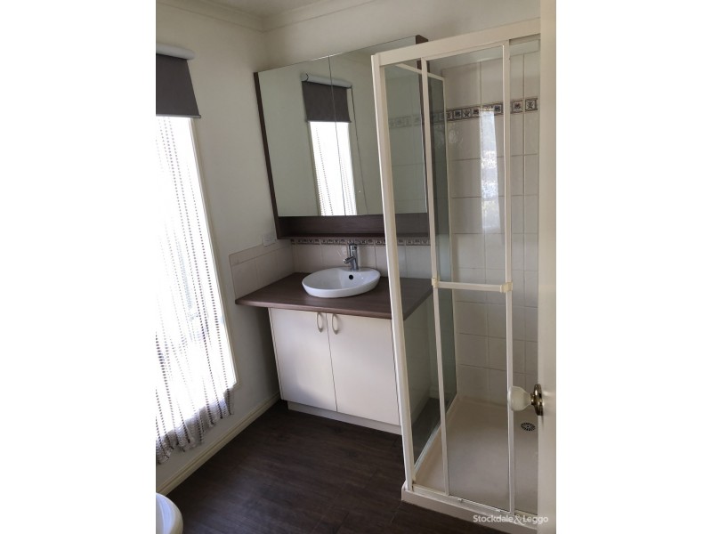 15 Pine Road, Shepparton VIC 3630