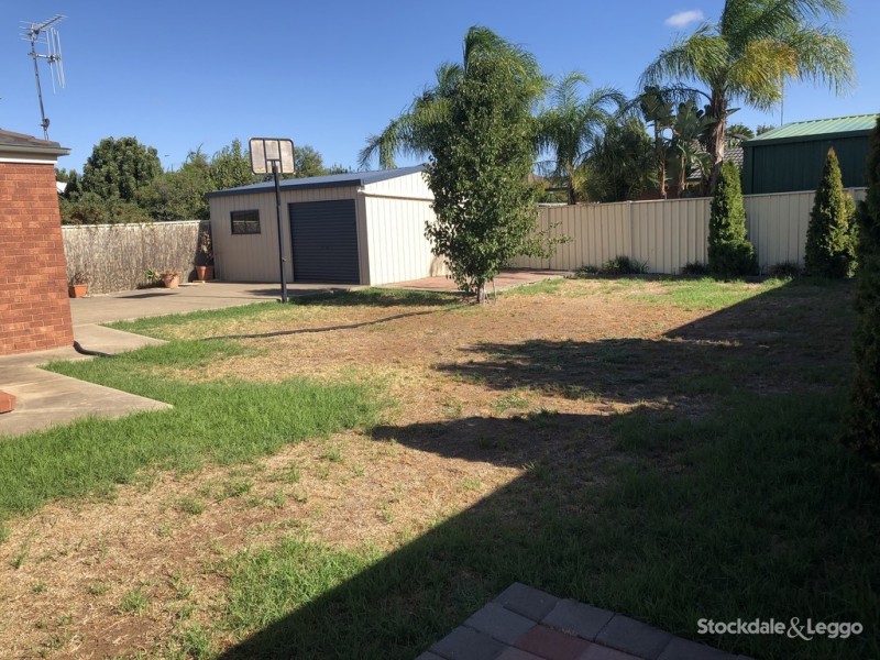 15 Pine Road, Shepparton VIC 3630