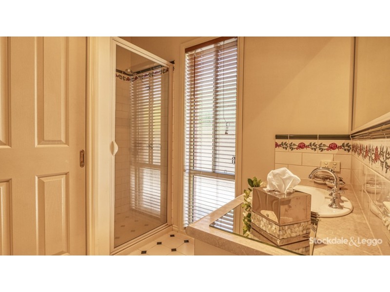 11 Eyre Court, Kialla VIC 3631