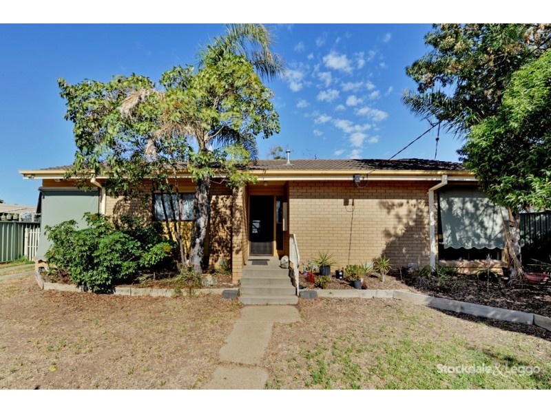 4 Carlos Court, Shepparton VIC 3630