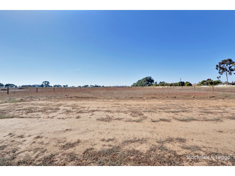 2 Abbey Court, Grahamvale VIC 3631