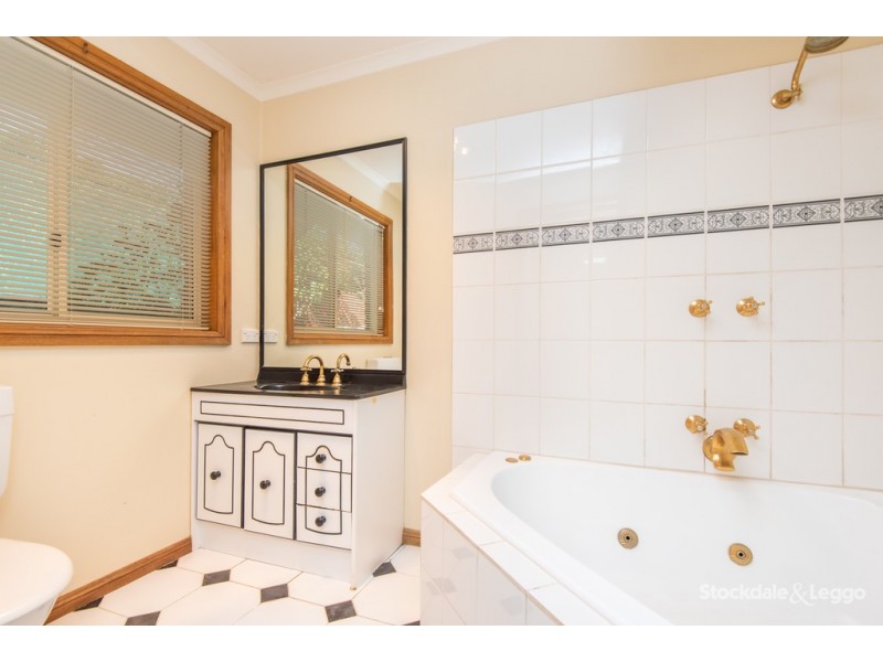 27 Sun Valley Drive, Shepparton VIC 3630