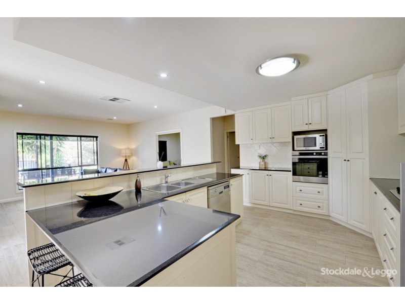 10 Banks Place, Shepparton VIC 3630