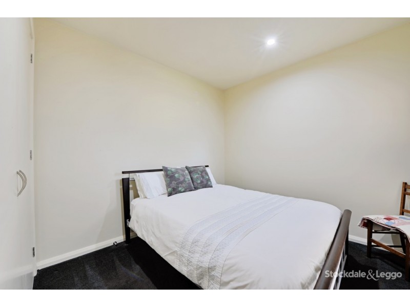 10 Banks Place, Shepparton VIC 3630