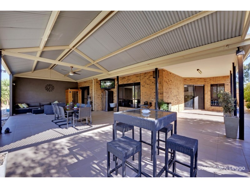 10 Banks Place, Shepparton VIC 3630