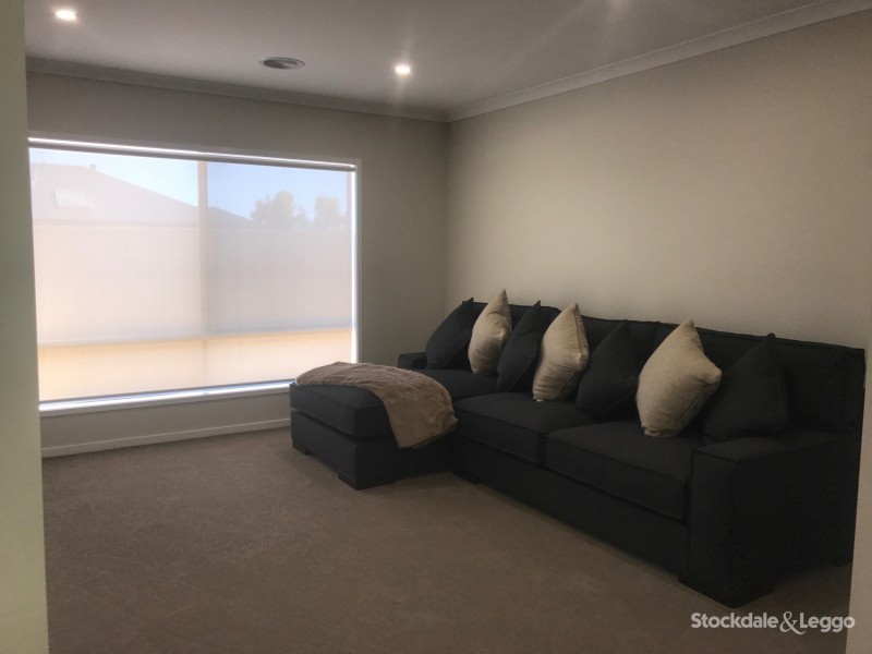 1 Daylesford Crescent, Kialla VIC 3631