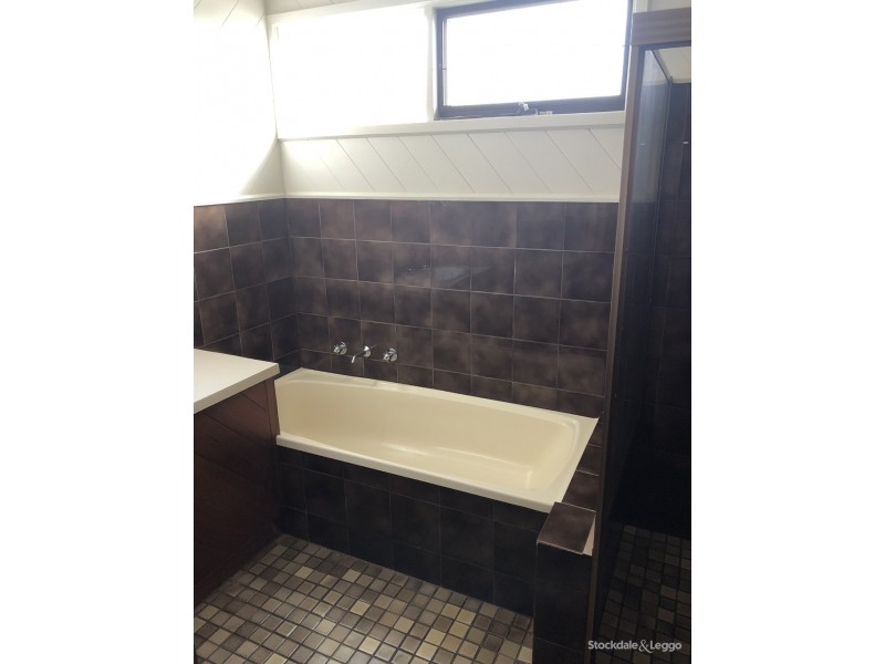 17 Leffers Street, Shepparton VIC 3630