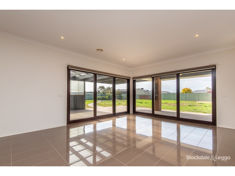 5 Lomandra Drive, Kialla VIC 3631