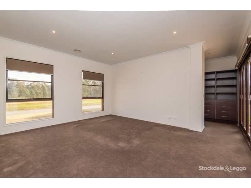 5 Lomandra Drive, Kialla VIC 3631