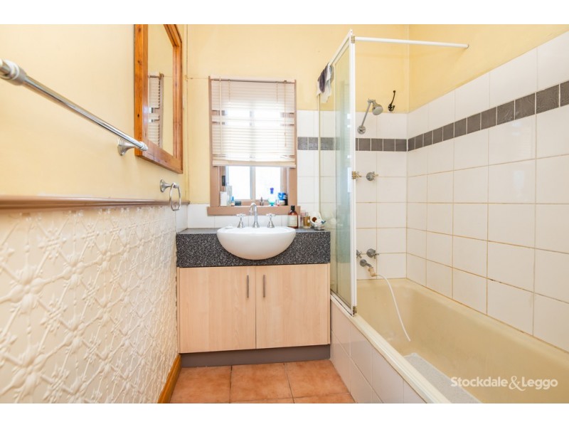 24 Clarke Street, Shepparton VIC 3630