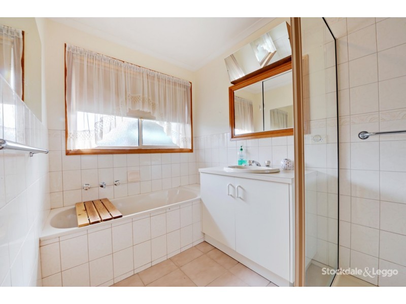 2/17 McCubbin Drive, Shepparton VIC 3630