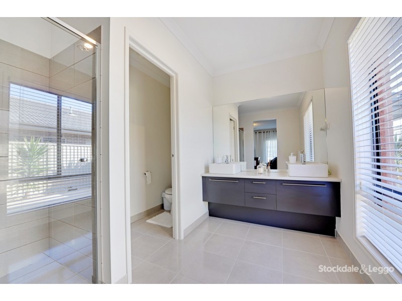 2 Coorong Court, Kialla VIC 3631