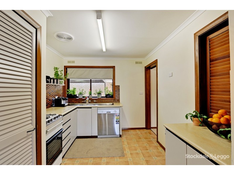 37 Batman Avenue, Shepparton VIC 3630