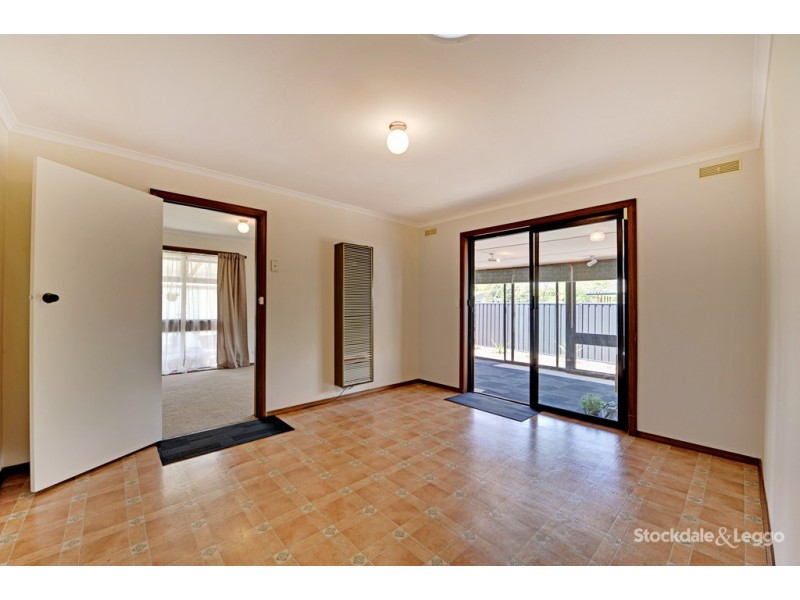 37 Batman Avenue, Shepparton VIC 3630