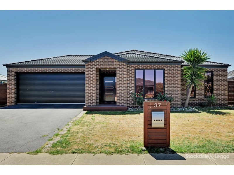37 Oxbow Avenue, Shepparton VIC 3630