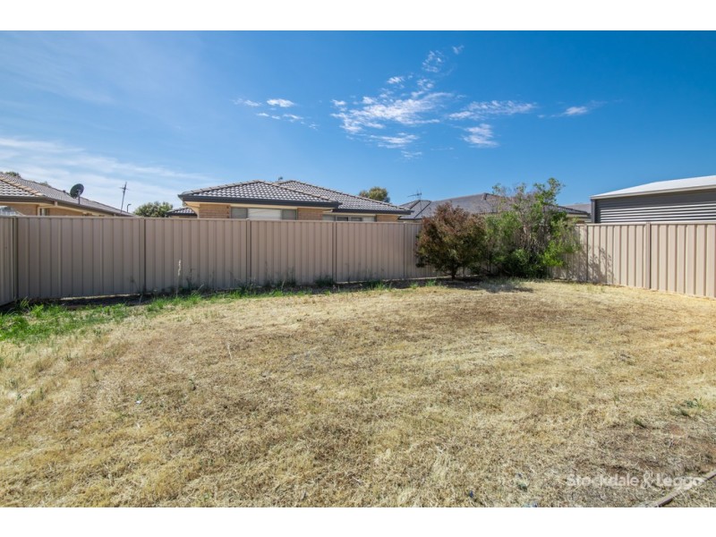 12 Strauss Avenue, Shepparton VIC 3630
