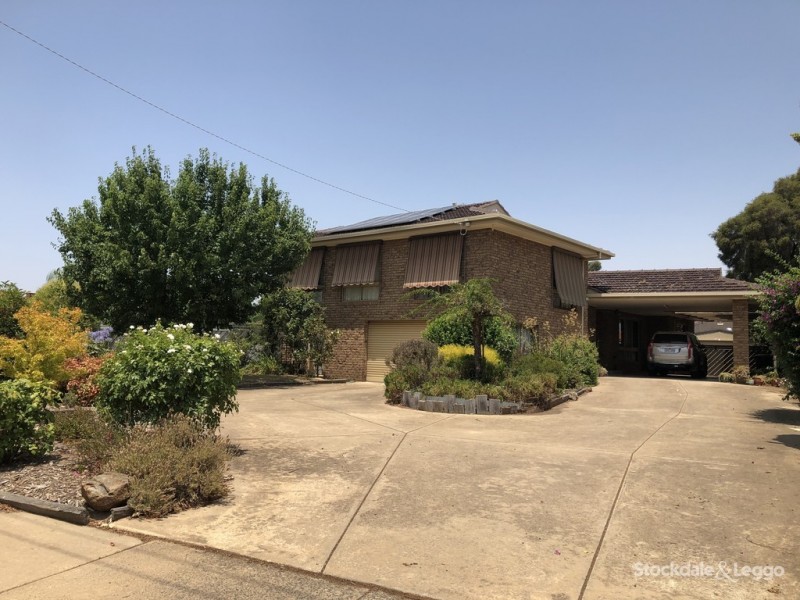 76 Parkside Drive, Shepparton VIC 3630