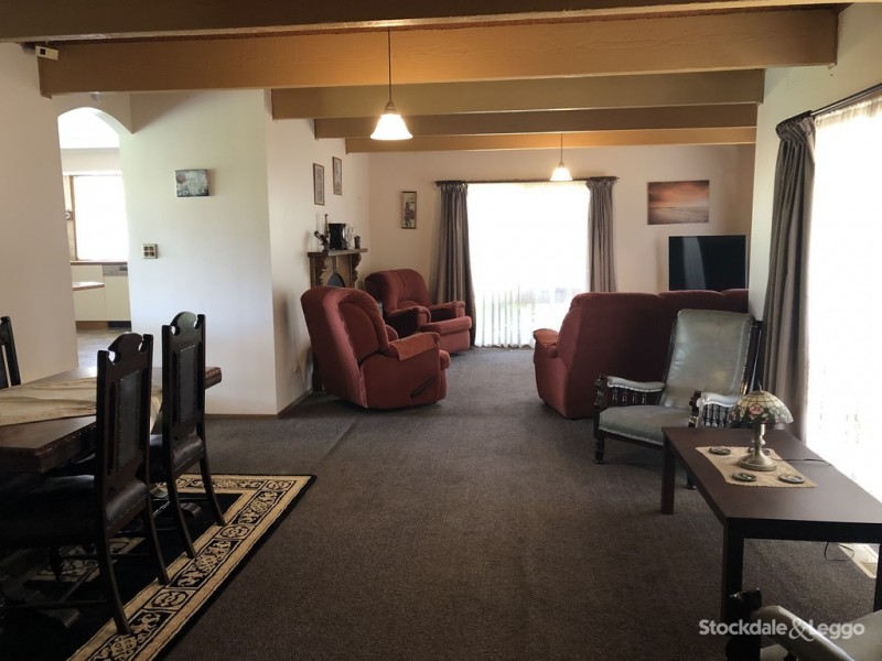 76 Parkside Drive, Shepparton VIC 3630