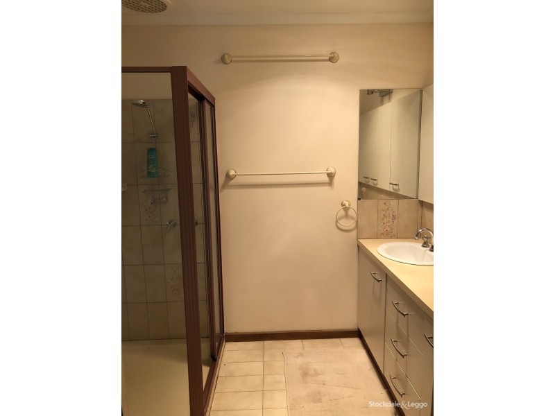 76 Parkside Drive, Shepparton VIC 3630