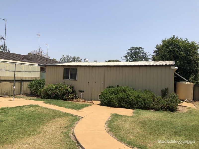 76 Parkside Drive, Shepparton VIC 3630