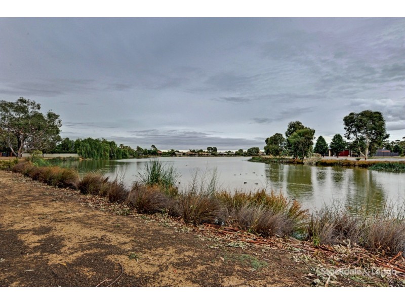 6/1 Kalimna Drive, Mooroopna VIC 3629