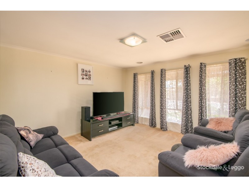 15 Pine Road, Shepparton VIC 3630