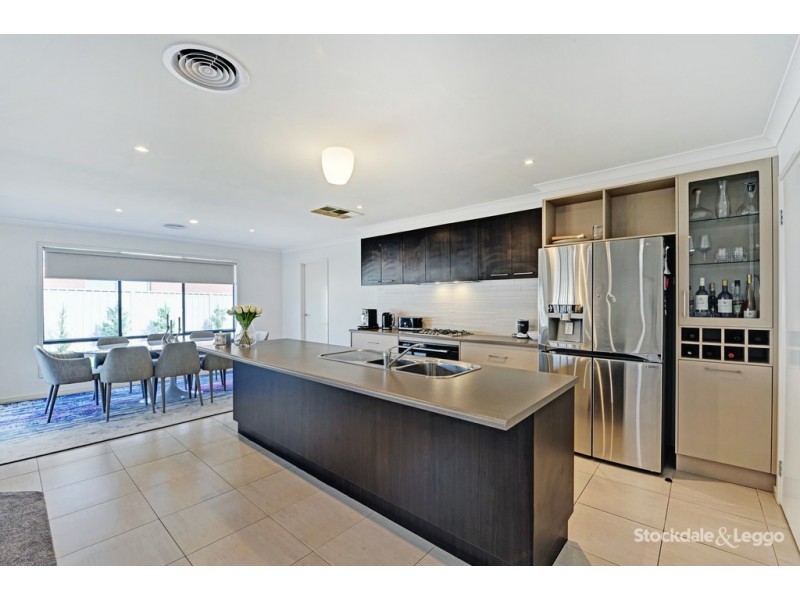 2 Yellowgum Drive, Kialla VIC 3631