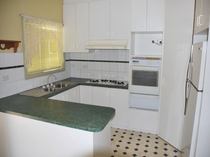 11 Toolamba Road, Mooroopna VIC 3629