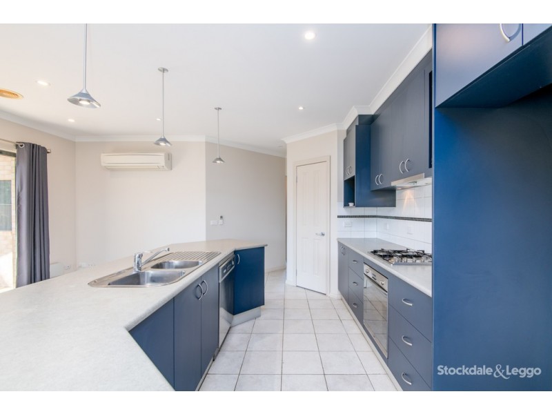 4 Almond Place, Shepparton VIC 3630