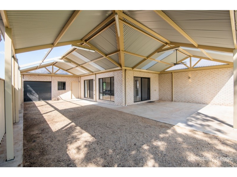 4 Almond Place, Shepparton VIC 3630