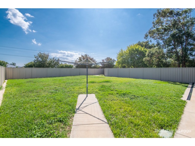 4 Almond Place, Shepparton VIC 3630